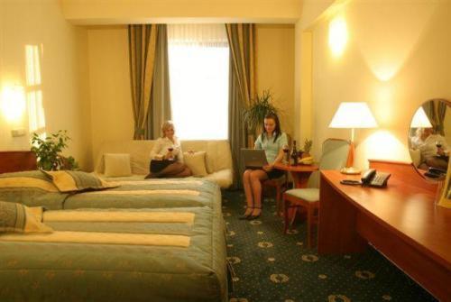 Hotel Abrava Drawsko Pomorskie Buitenkant foto